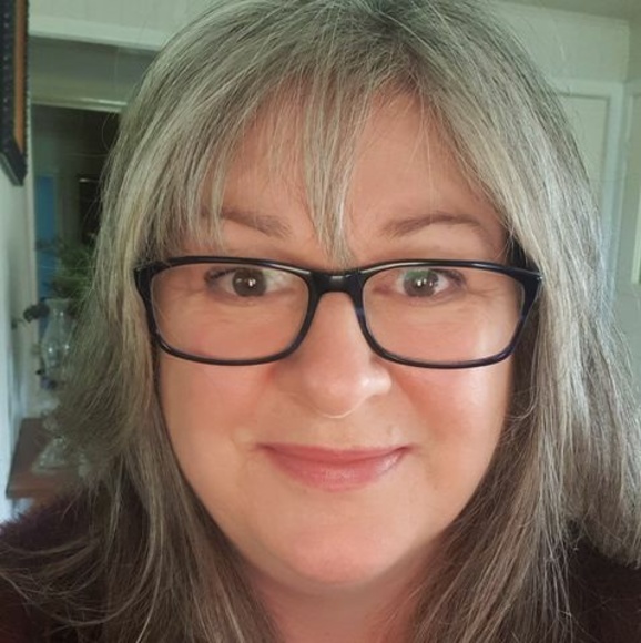 Meet your Posher, Tina - Picture 1 of 1